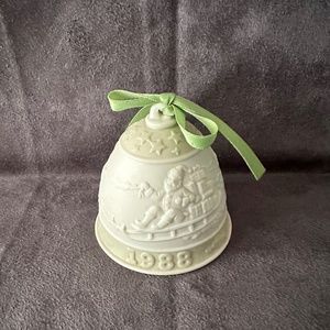 Lladro, 1988 Annual Christmas ornament.